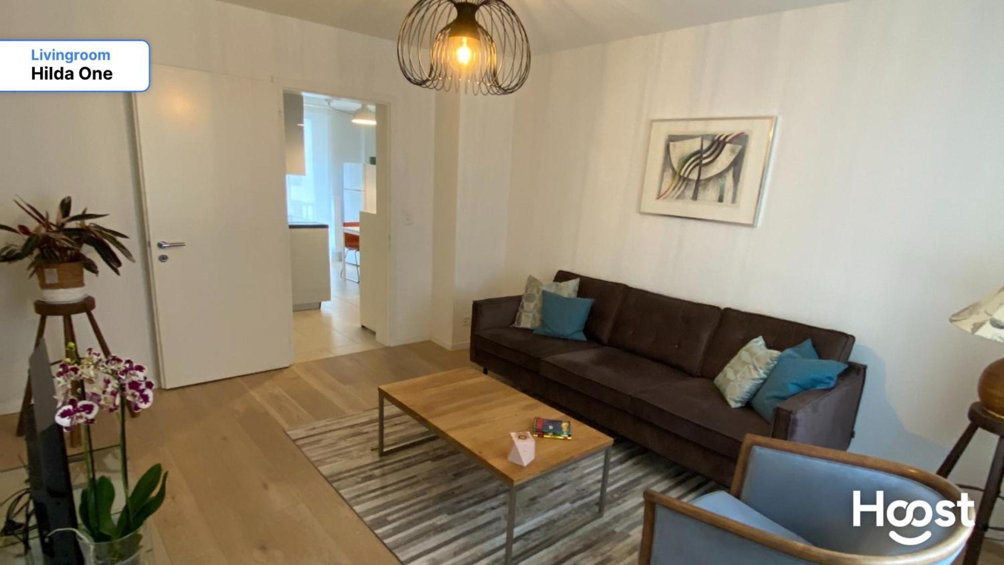 H1 With 4,5 Room, Bathroom, Kitchen, Central, Quiet & Modern With Office Zürich Exterior foto